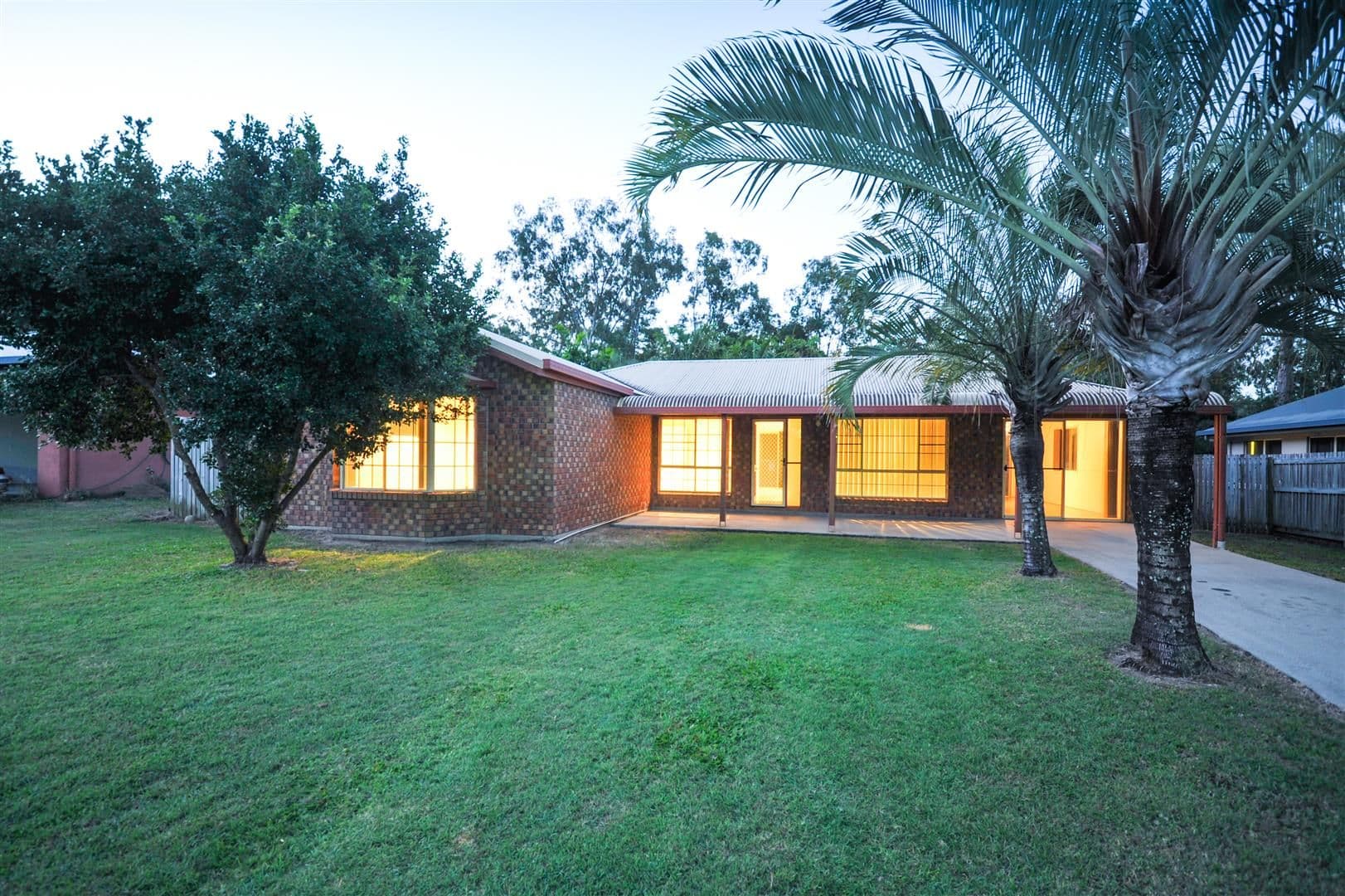 6 Wahoo Court, JUBILEE POCKET QLD 4802, Jubilee Pocket - Thumbnail 3