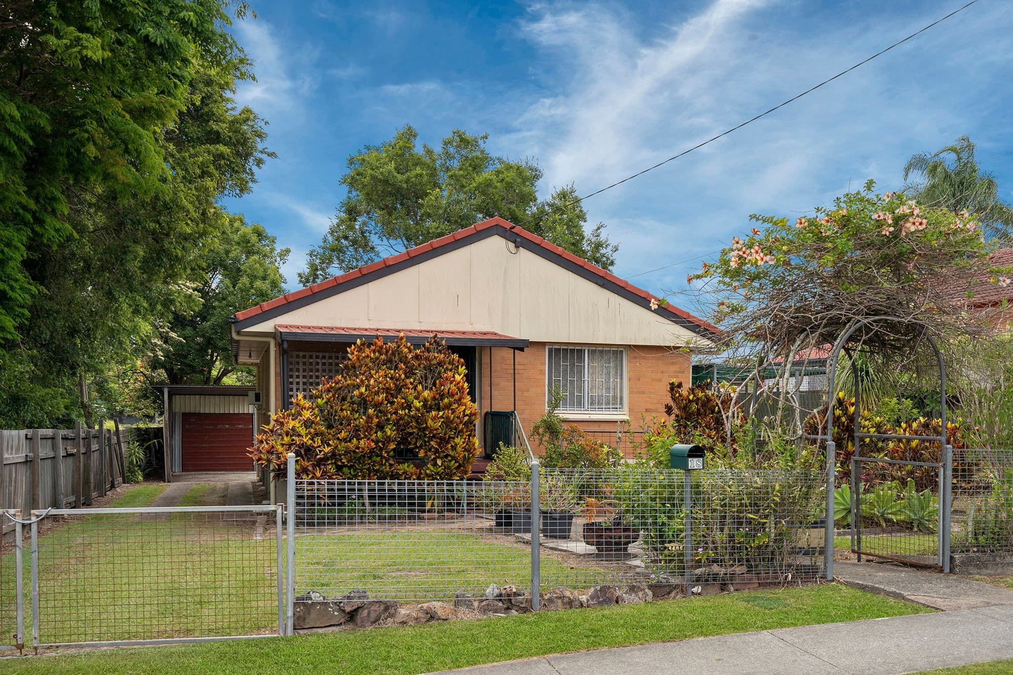 18 Hague Street, Woodridge QLD 4114, Woodridge - Thumbnail 2