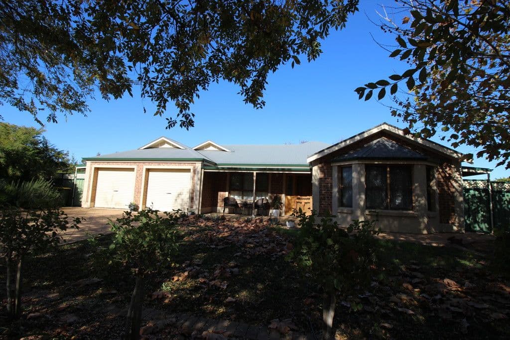 31 Fechner Road, Waikerie SA 5330, Waikerie - Image 1