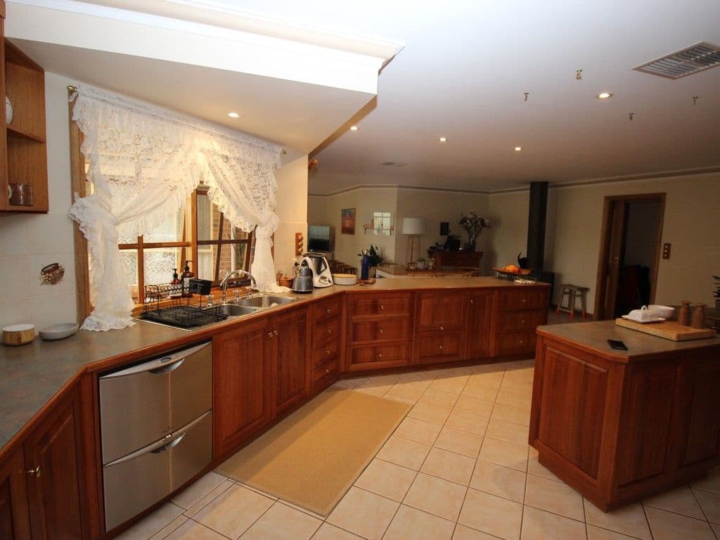 31 Fechner Road, Waikerie SA 5330, Waikerie - Thumbnail 2