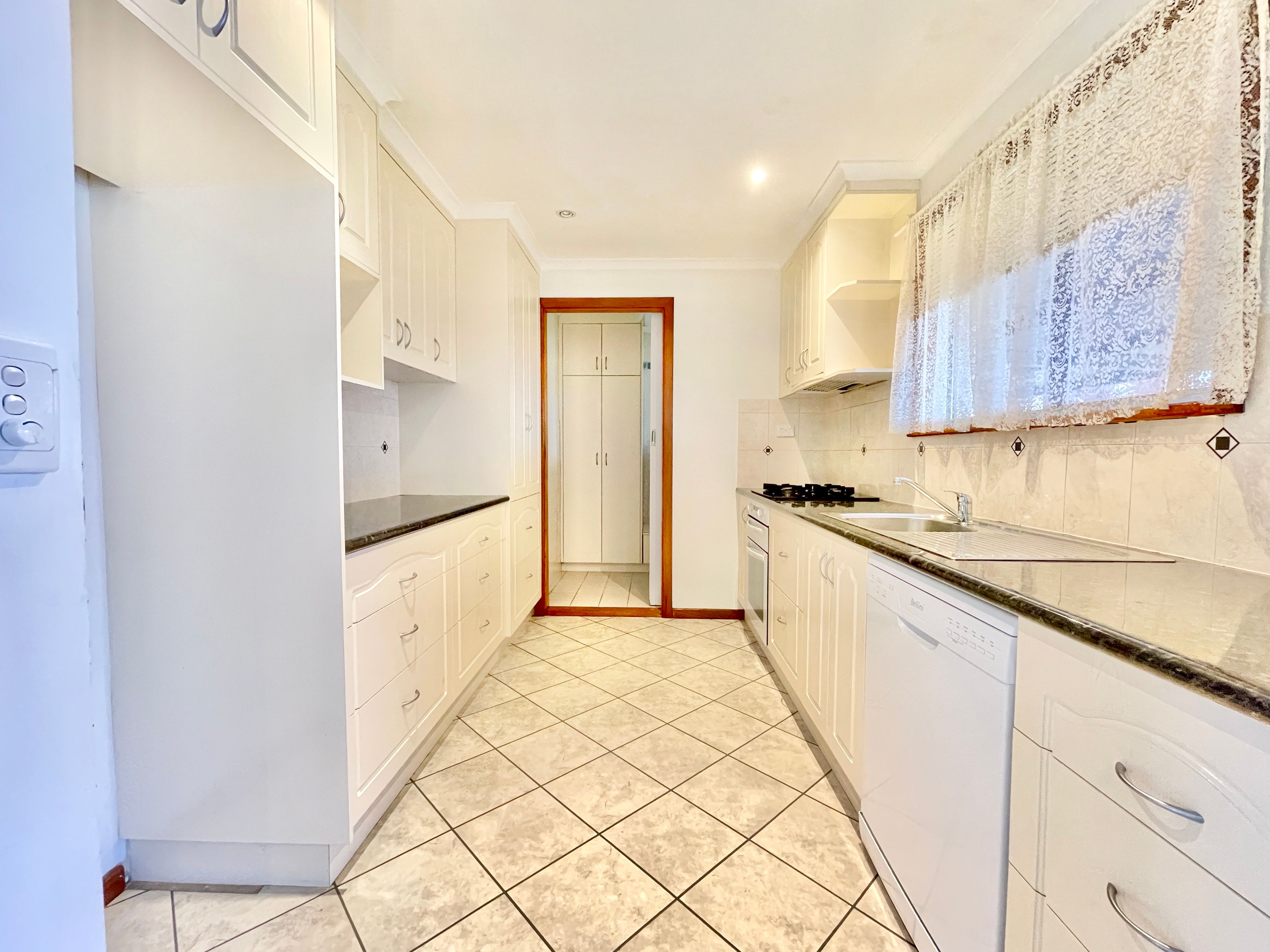 6 Hilltop Drive, Port Lincoln SA 5606, Port Lincoln - Thumbnail 3
