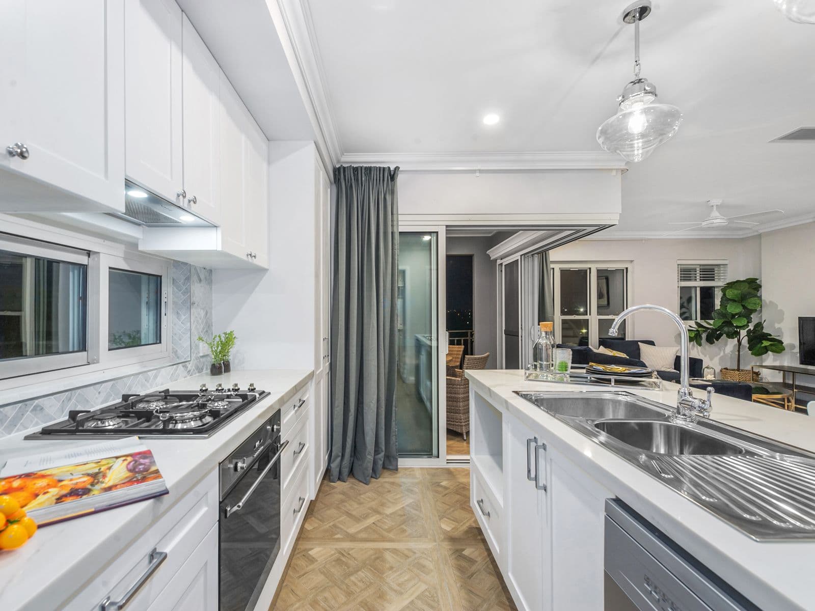 31 Highland Street, Gordon Park QLD 4031, Gordon Park - Thumbnail 6