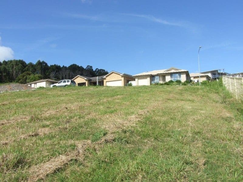 8 Patmos Drive, COFFS HARBOUR NSW 2450, Coffs Harbour - Thumbnail 2