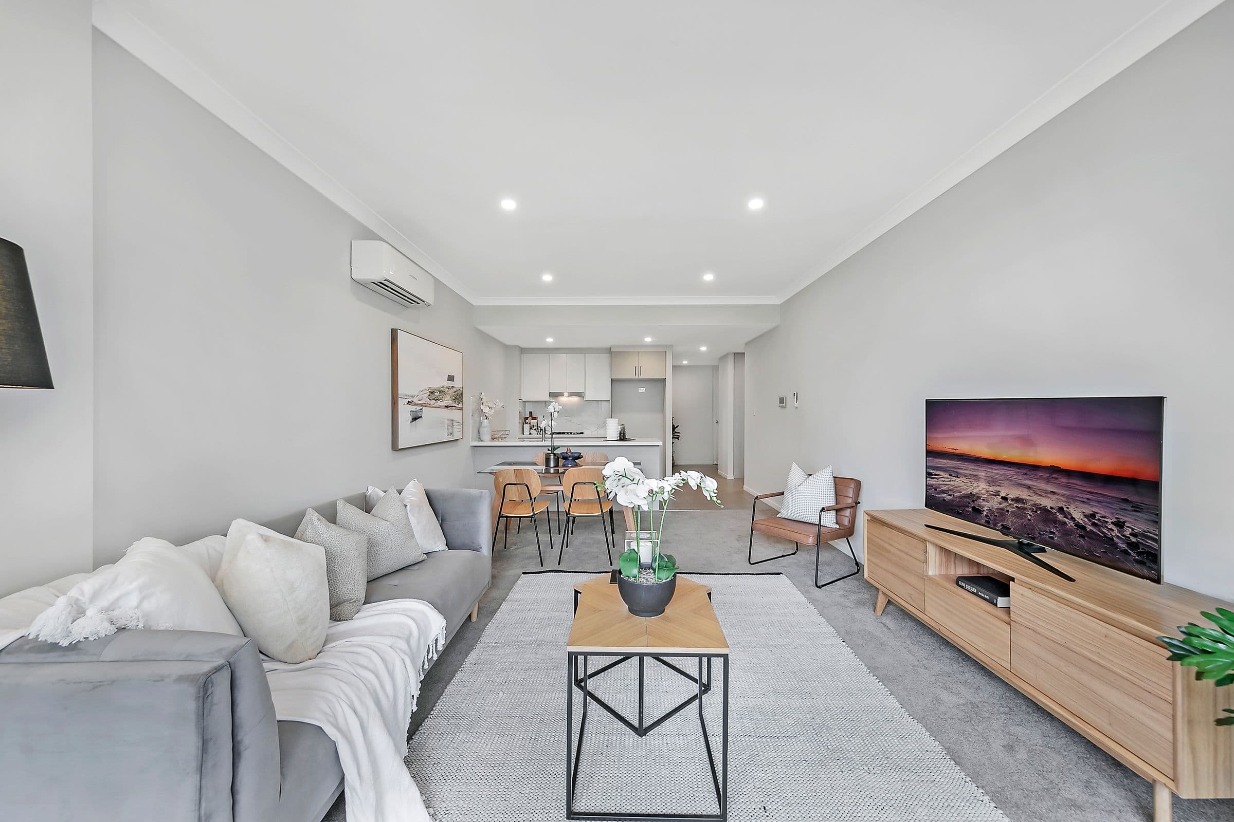 18 Coachwood Drive, Farmborough Heights, Farmborough Heights - Thumbnail 4