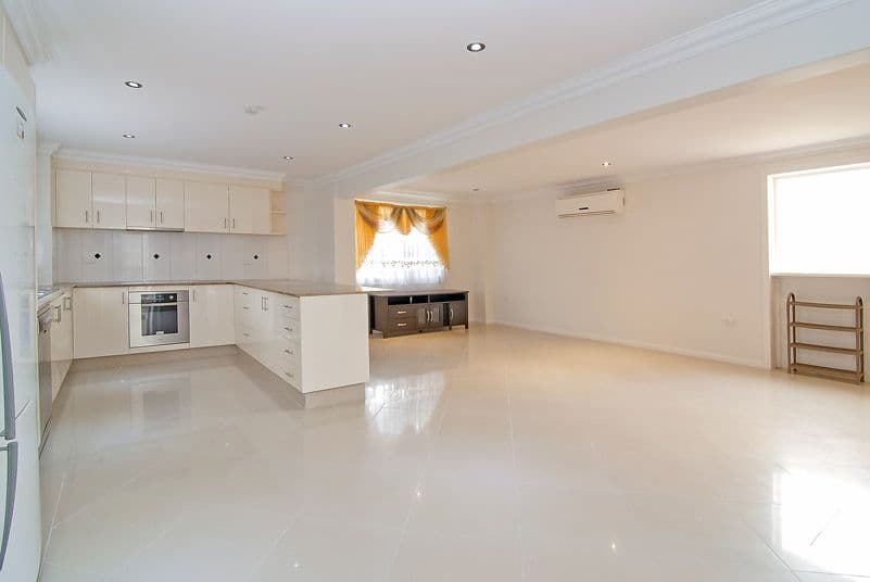 7 Fitzroy Street, ROCHEDALE SOUTH QLD 4123, Rochedale South - Thumbnail 3