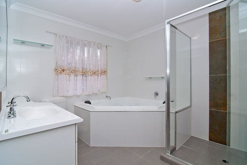 7 Fitzroy Street, ROCHEDALE SOUTH QLD 4123, Rochedale South - Thumbnail 7