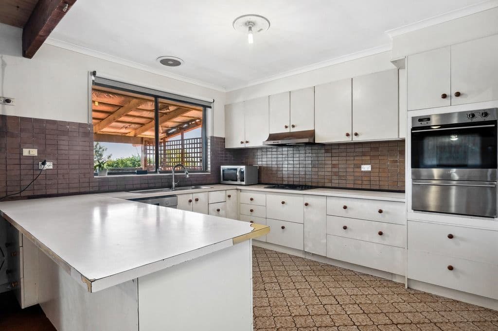 12 Springsong Pass, Chirnside Park VIC 3116, Chirnside Park - Thumbnail 4
