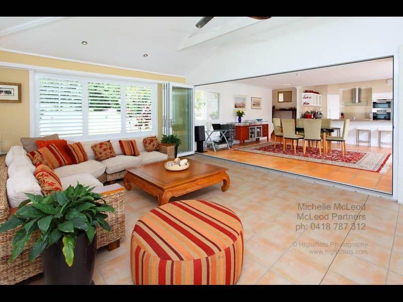 16 Jamner Street, CHAPEL HILL QLD 4069, Chapel Hill - Thumbnail 4