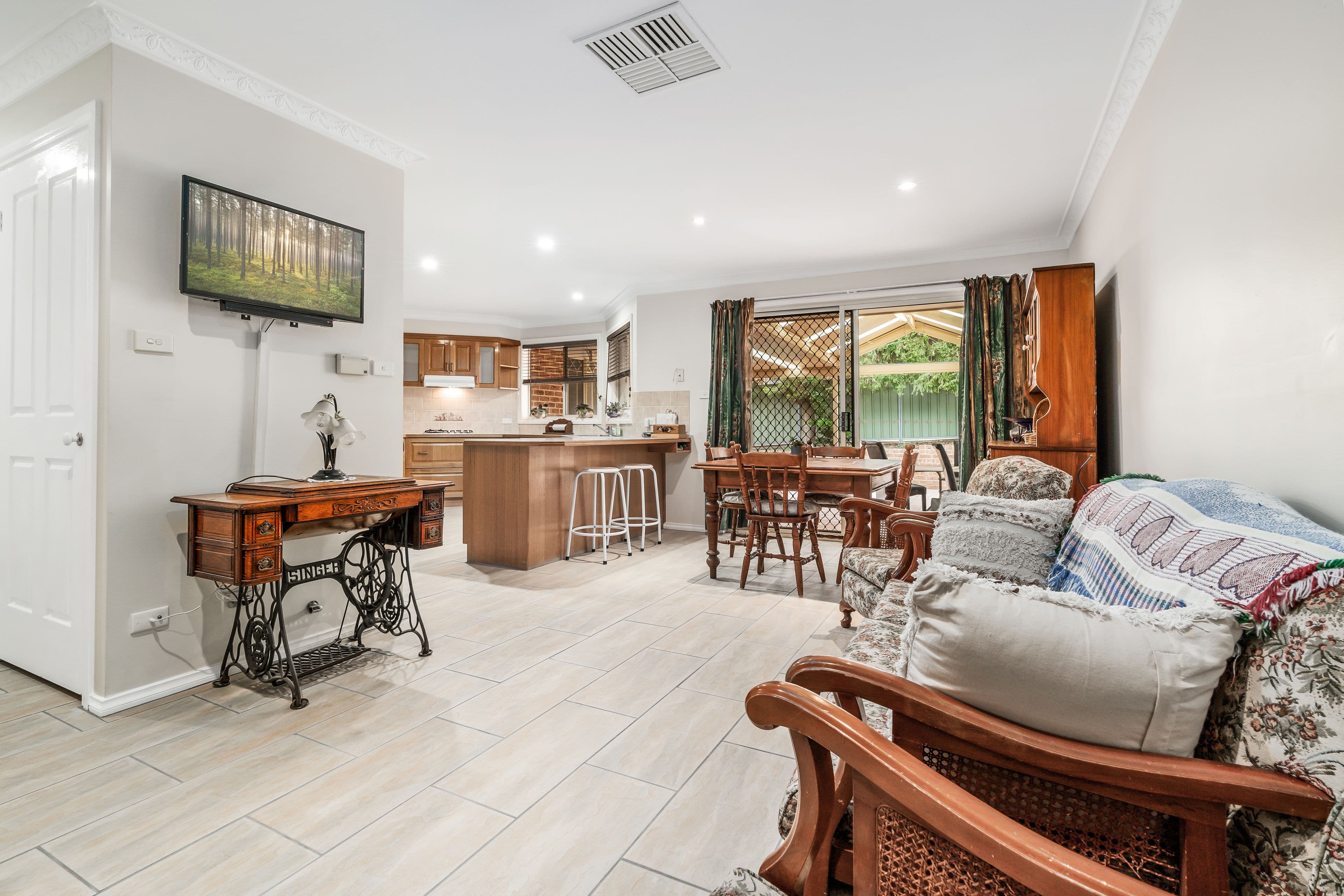 2 Appian Way, Cowra - Thumbnail 4