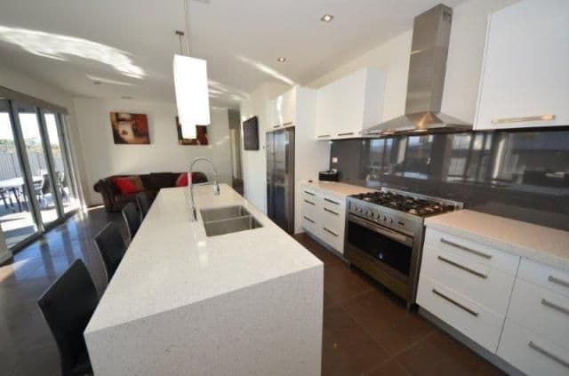 8 Gladstone Place, PROSPECT TAS 7250, Prospect - Thumbnail 2