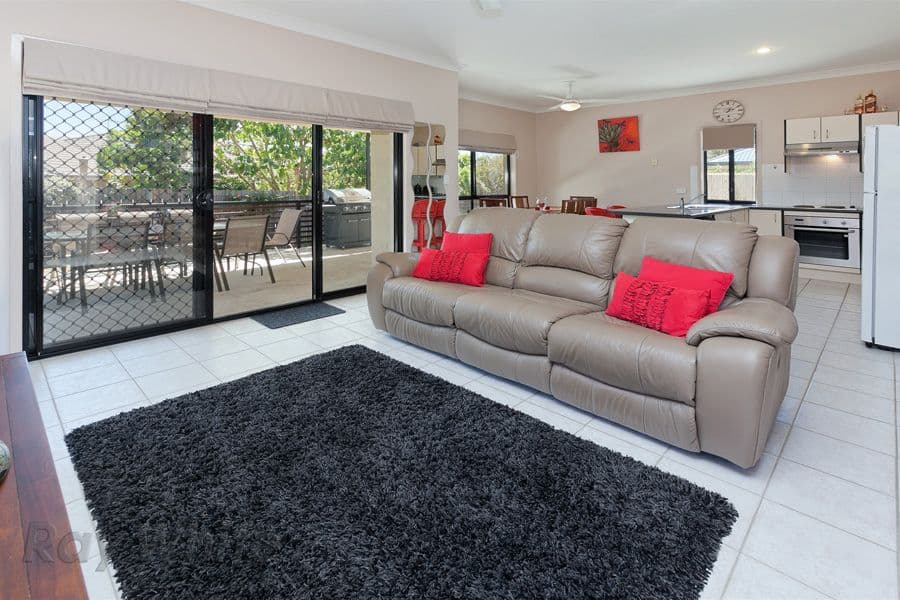 11 Jezabel Drive, SPRINGFIELD LAKES QLD 4300, Springfield Lakes - Thumbnail 3