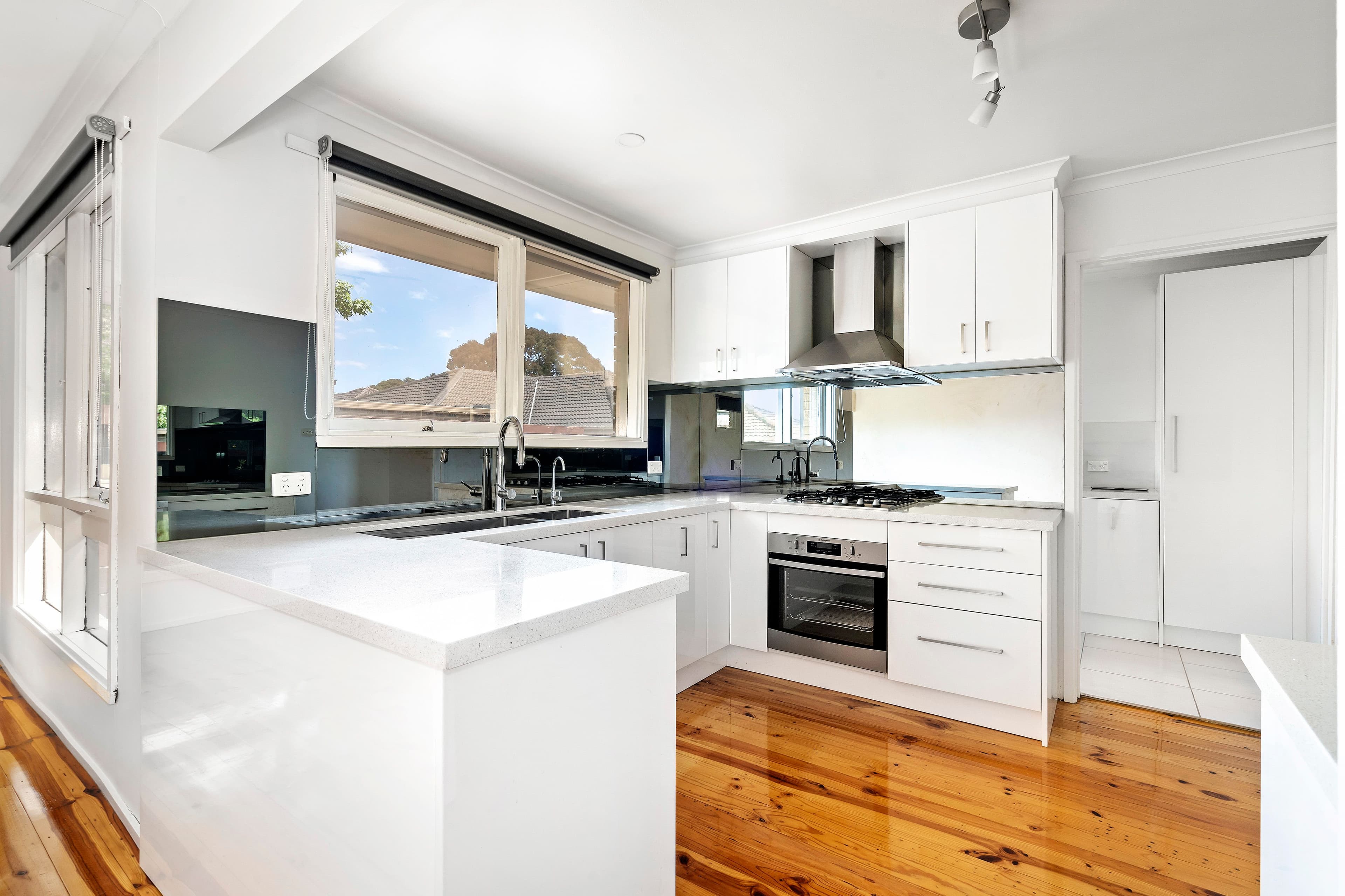 2-4 Leigh Street, Mount Waverley VIC 3149, Mount Waverley - Thumbnail 5