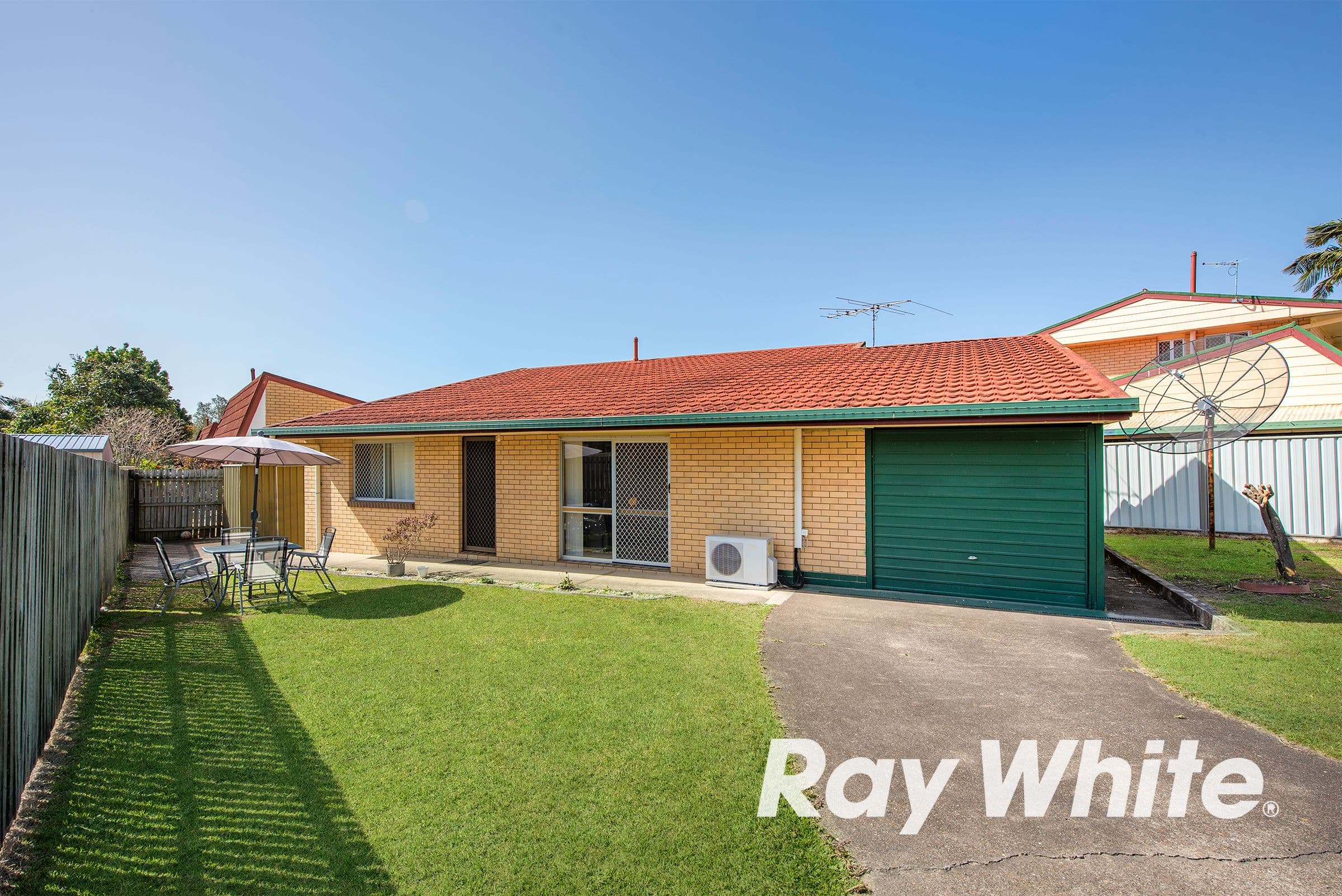 33 Rudge Street, Woodridge QLD 4114, Woodridge - Thumbnail 2