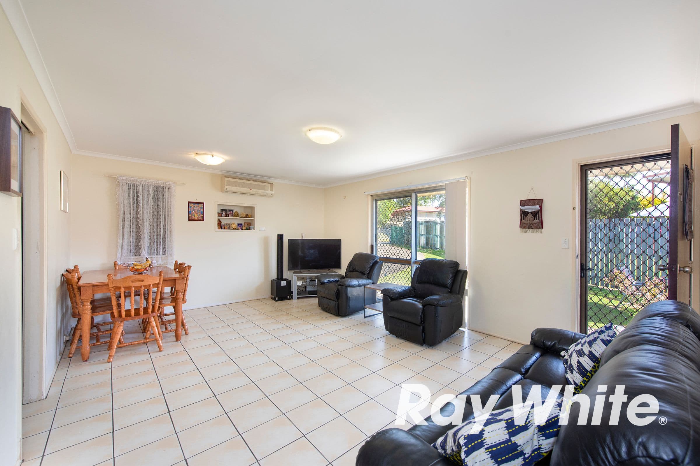 33 Rudge Street, Woodridge QLD 4114, Woodridge - Thumbnail 3