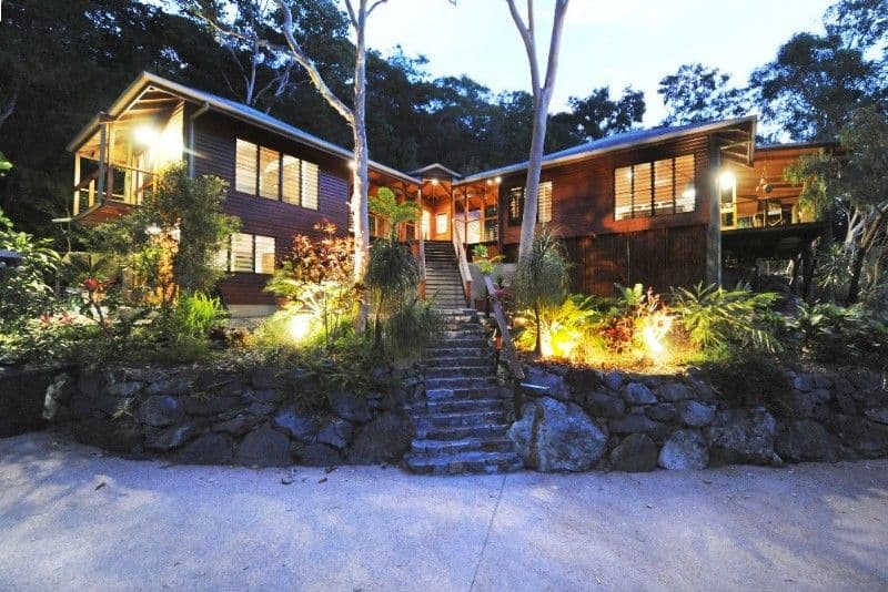 15 Stony Creek Close, CANNONVALE QLD 4802, Cannonvale - Image 1