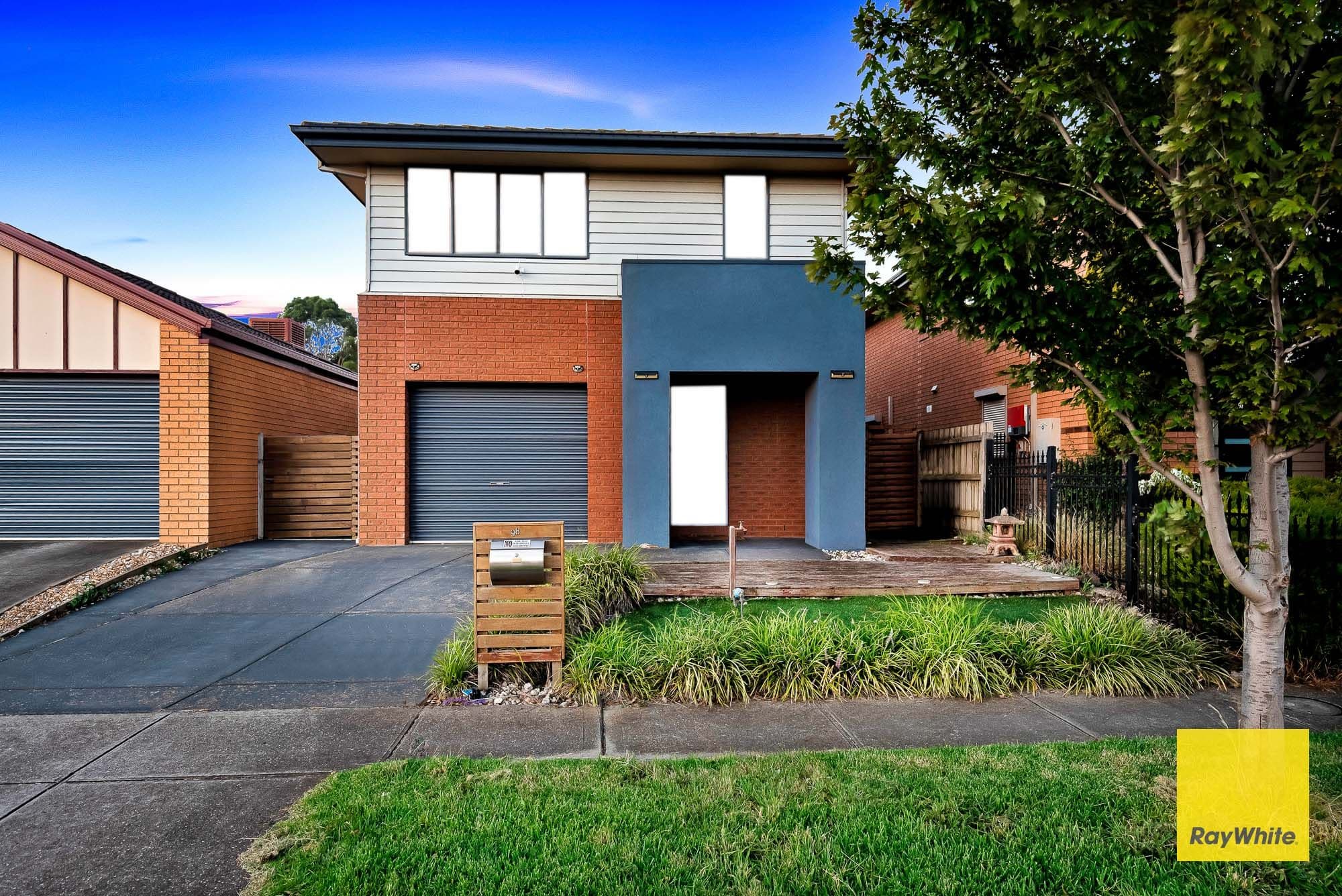 98 Baden Powell Drive, Tarneit VIC 3029, Tarneit - Thumbnail 2