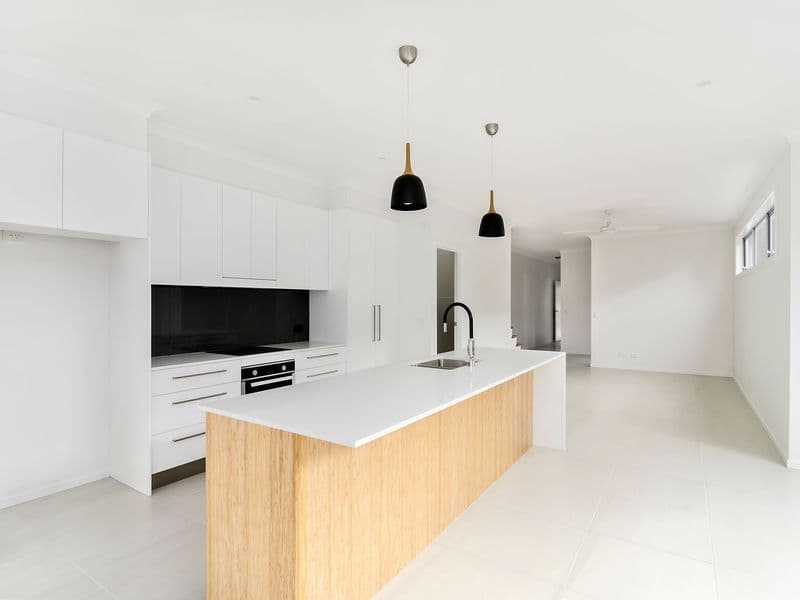 113 Leyte Avenue, Palm Beach QLD 4221, Palm Beach - Thumbnail 4