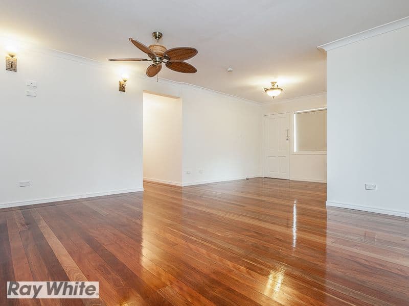 125 Spitfire Avenue, Strathpine QLD 4500, Strathpine - Thumbnail 5