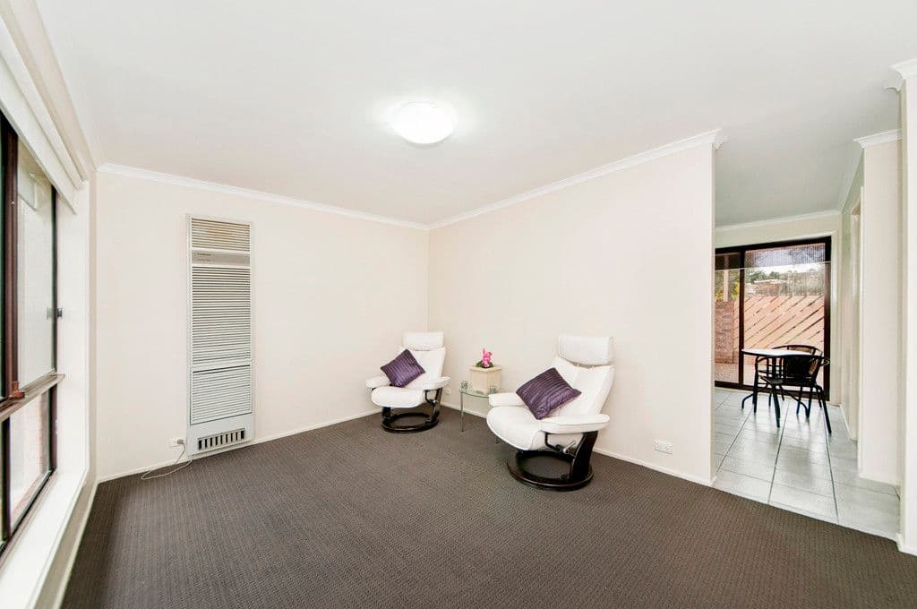65A and 65B Pennington Crescent, CALWELL ACT 2905, Calwell - Thumbnail 4