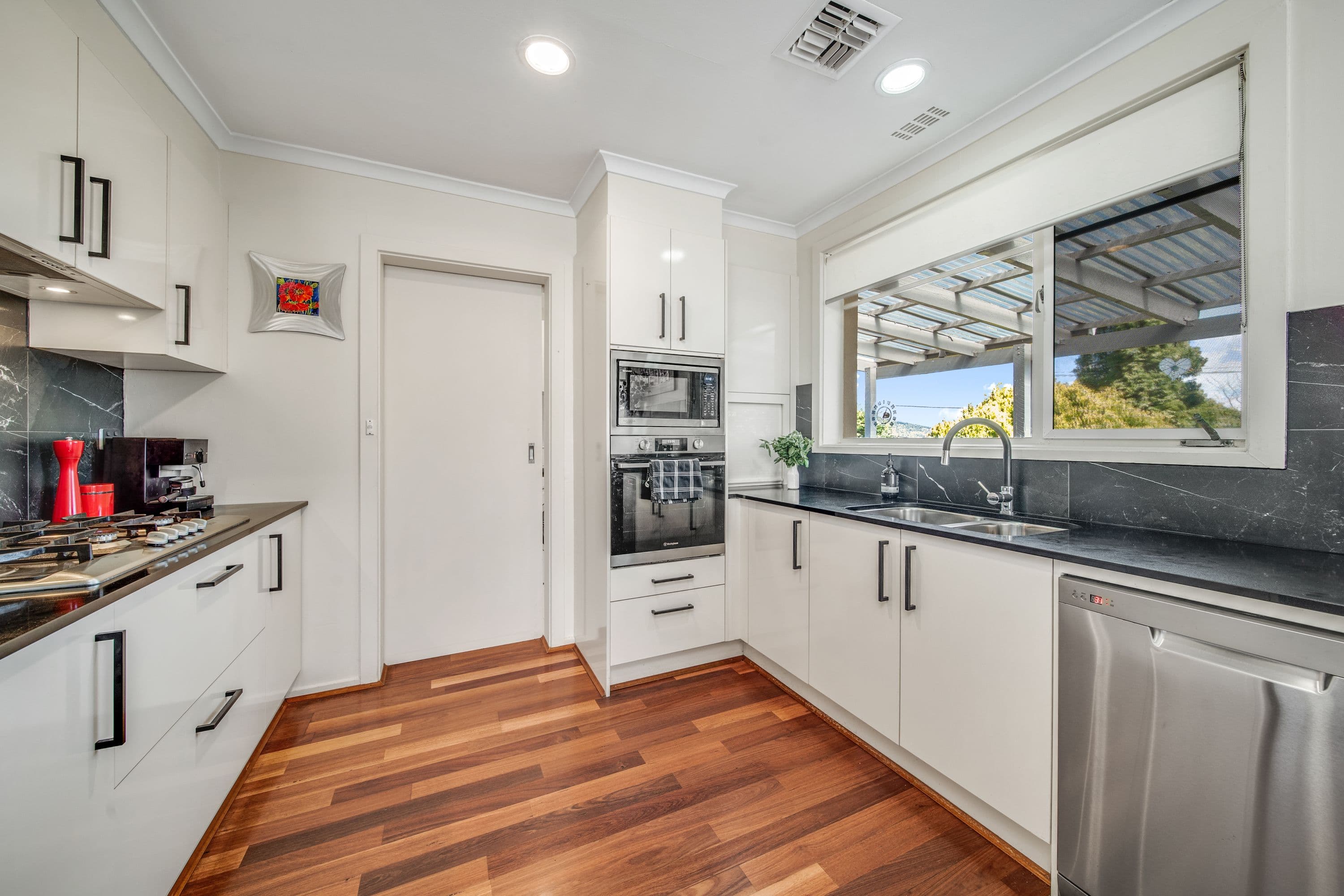 46 Curlewis Crescent, Garran ACT 2605, Garran - Thumbnail 6
