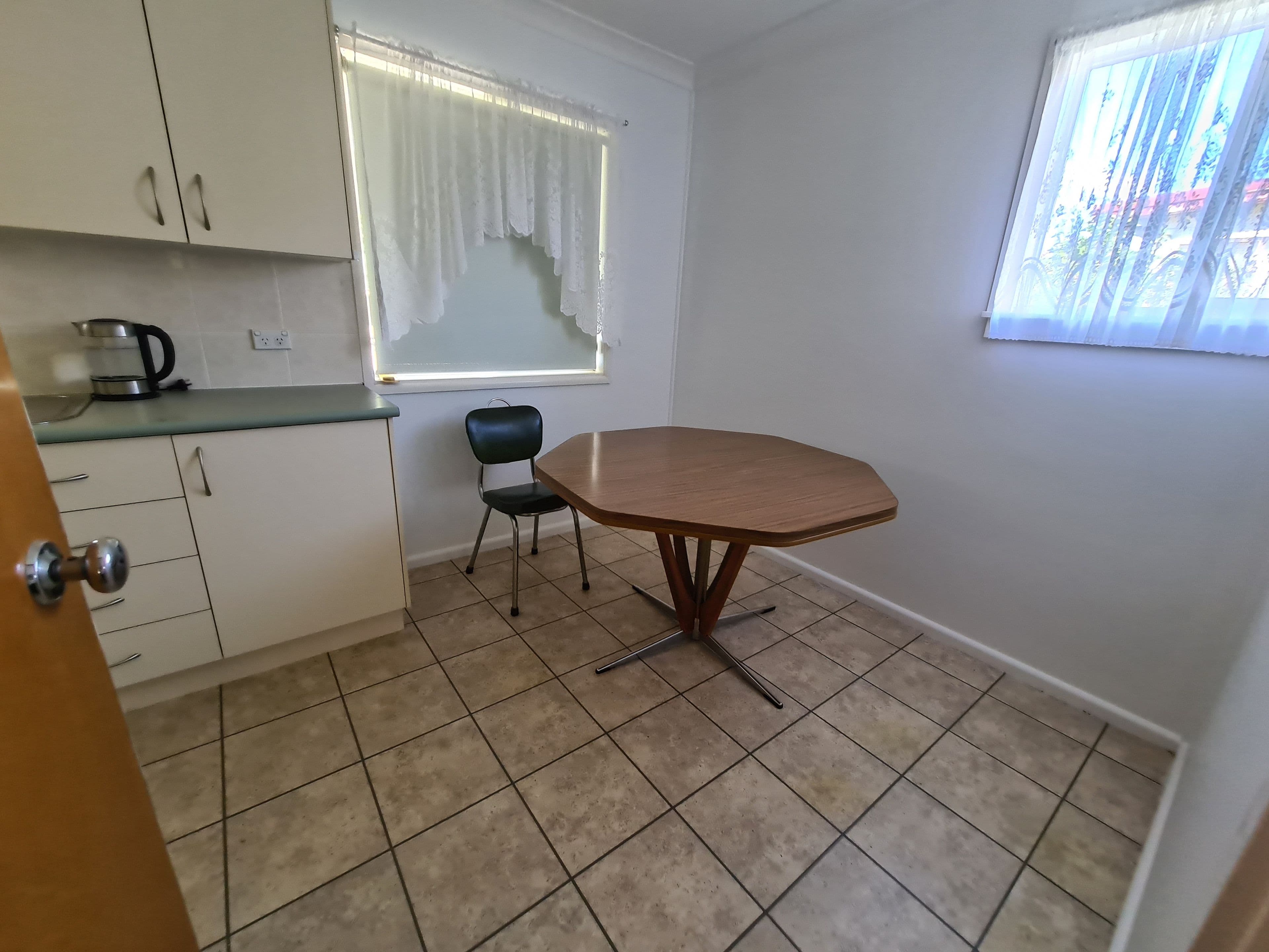 9 Keast Street, Parkes NSW 2870, Parkes - Thumbnail 3