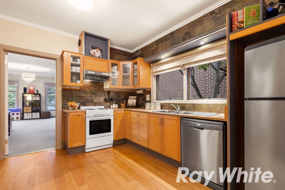 46 Haig Street, Burwood VIC 3125, Burwood - Thumbnail 2
