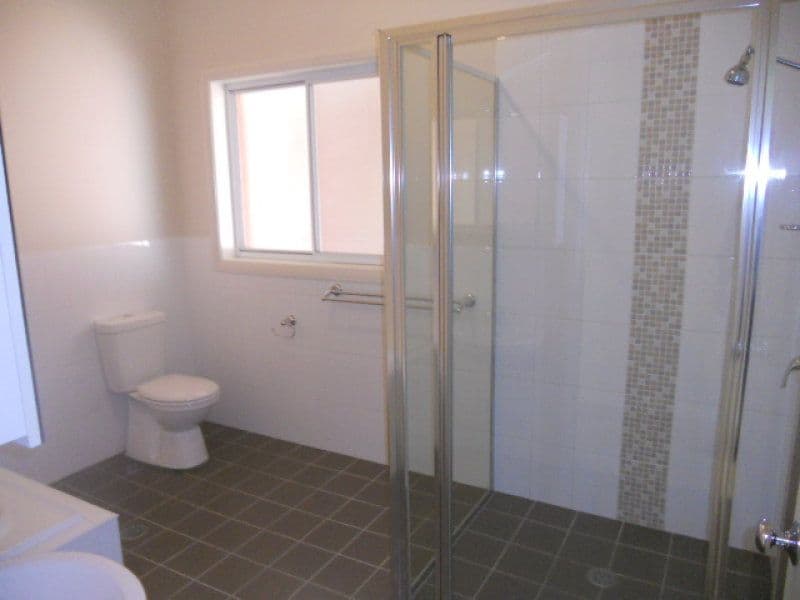 Unit 1 5a Kookaburra Street, PARKES NSW 2870, Parkes - Thumbnail 4