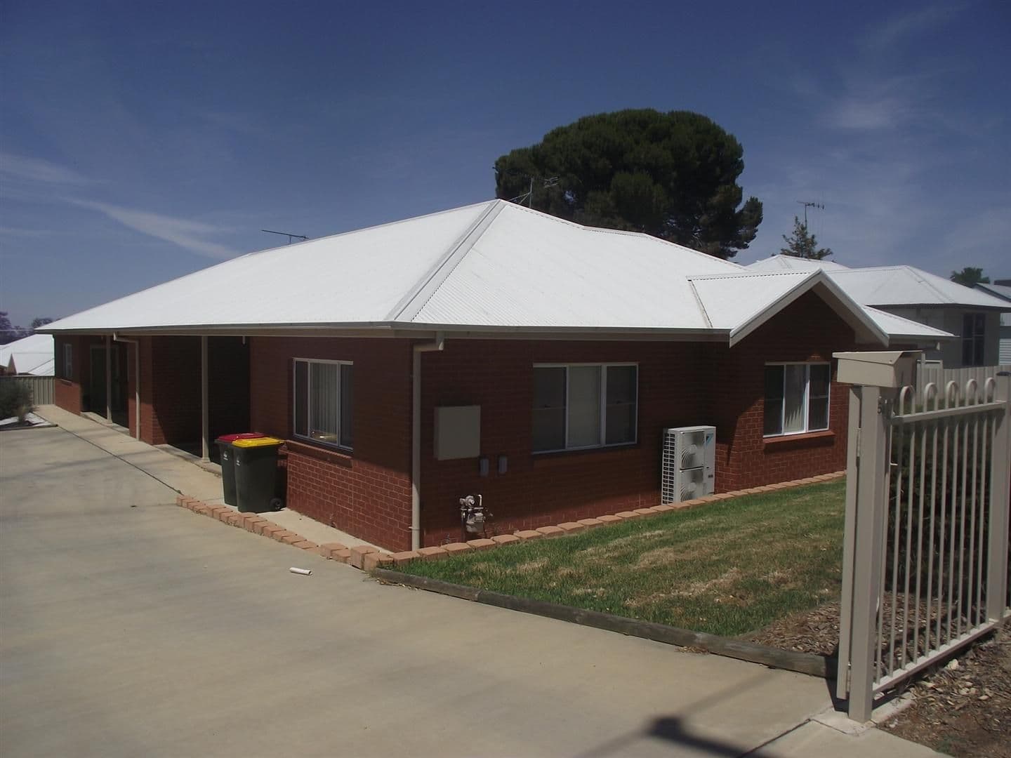 Unit 1 5a Kookaburra Street, PARKES NSW 2870, Parkes - Thumbnail 5
