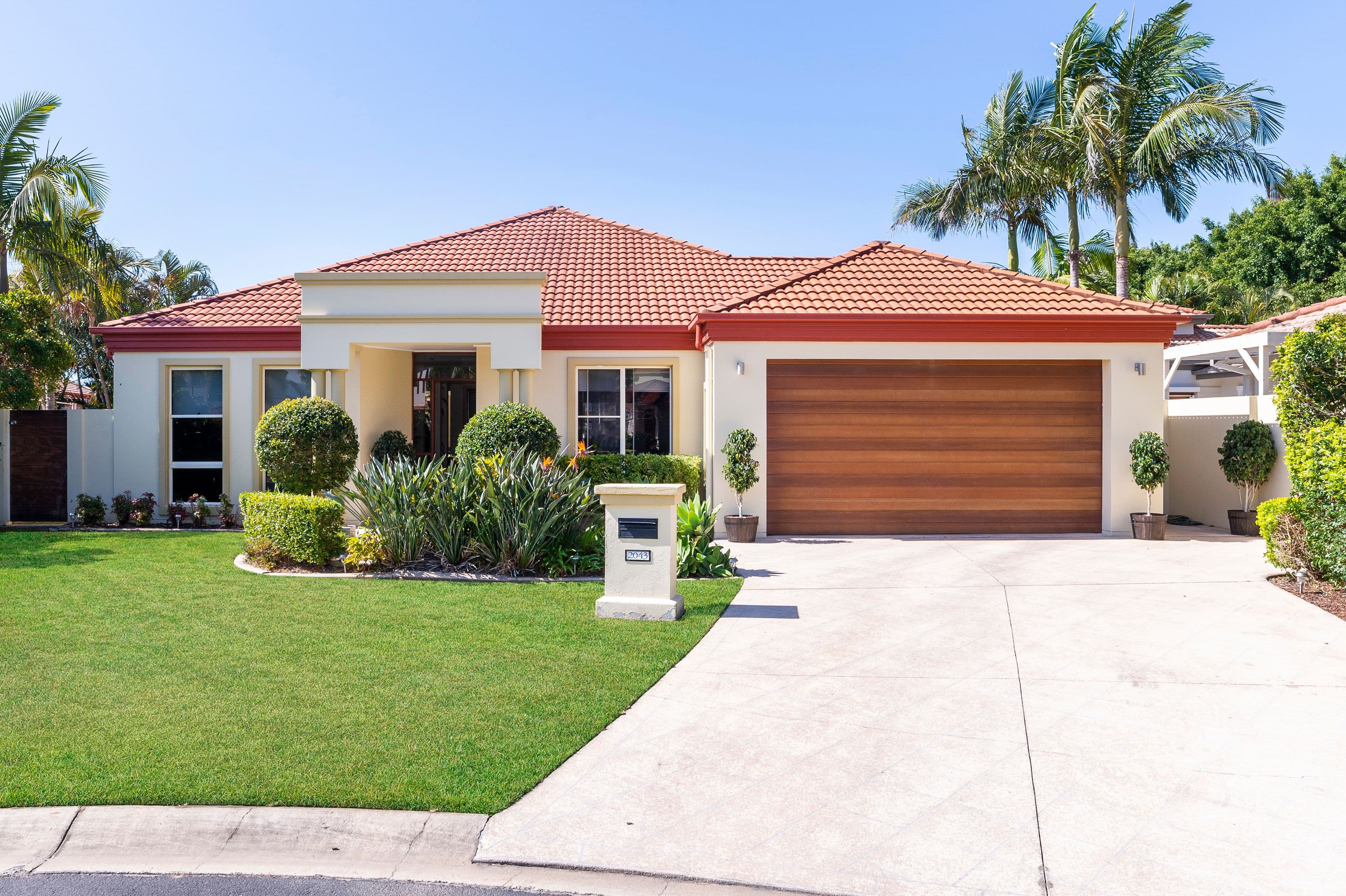 2043 Carlton Drive, Hope Island QLD 4212, Hope Island - Image 1