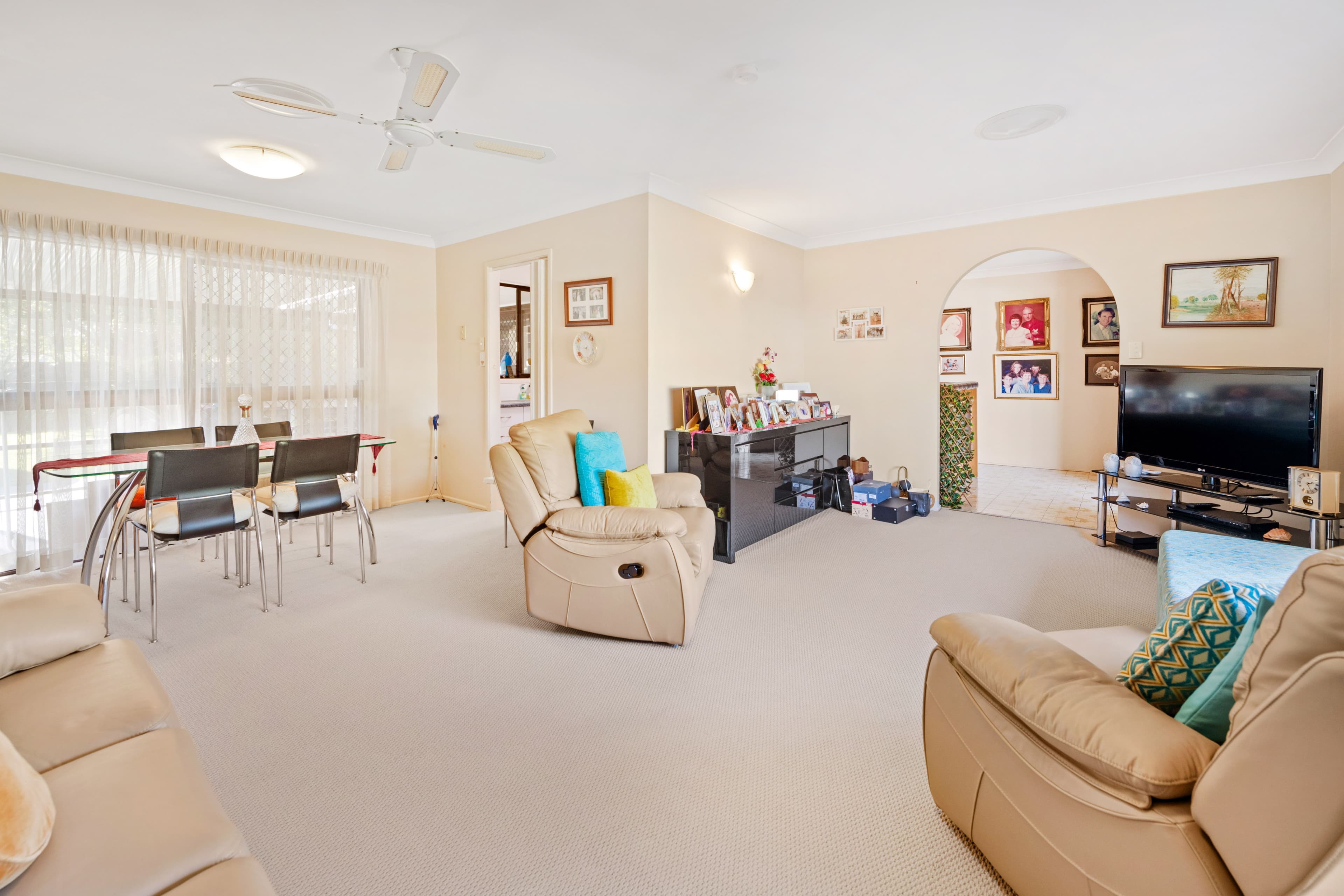 7 Anthony Drive, Burleigh Waters QLD 4220, Burleigh Waters - Thumbnail 6