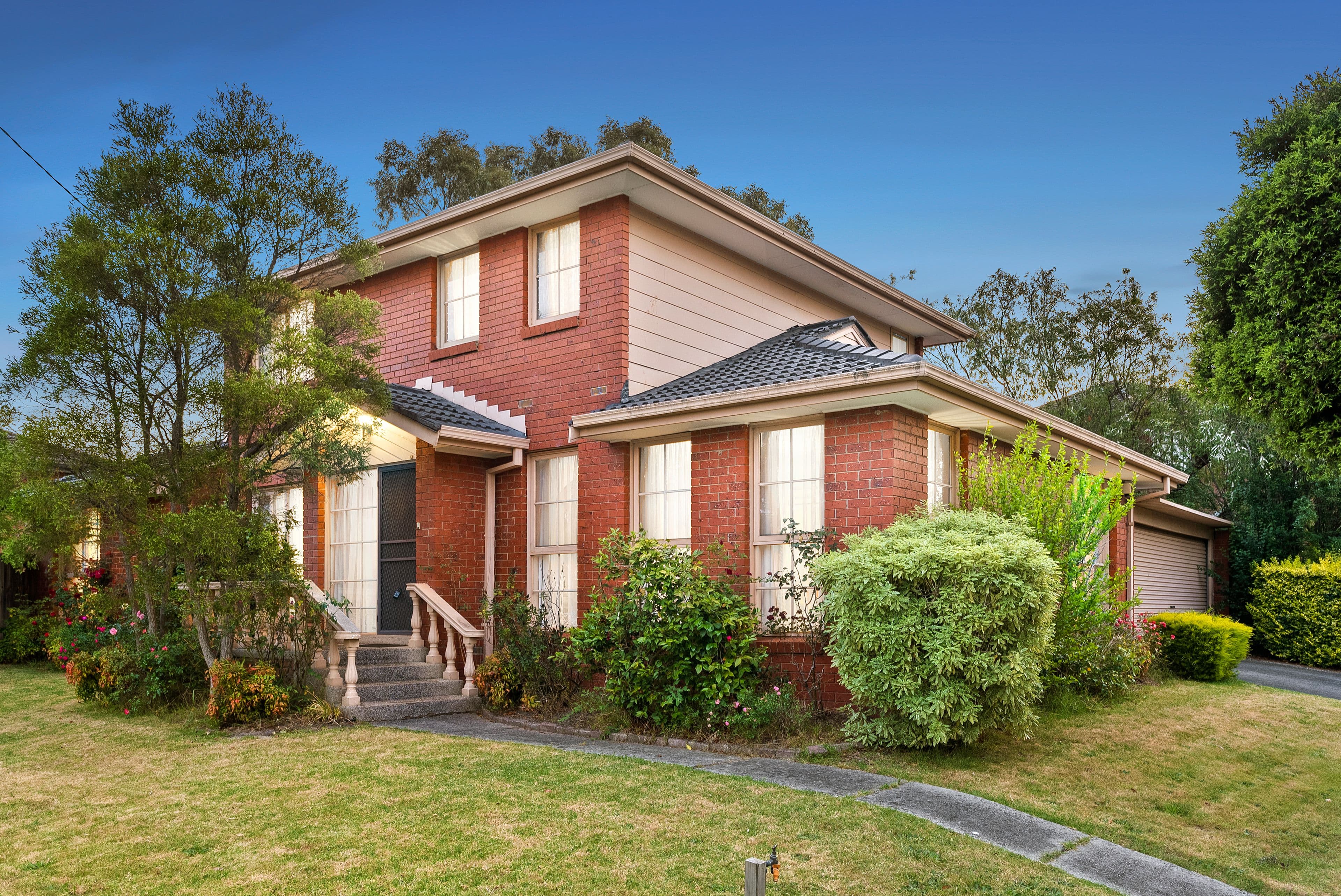 29 Knights Drive, Glen Waverley VIC 3150, Glen Waverley - Image 1