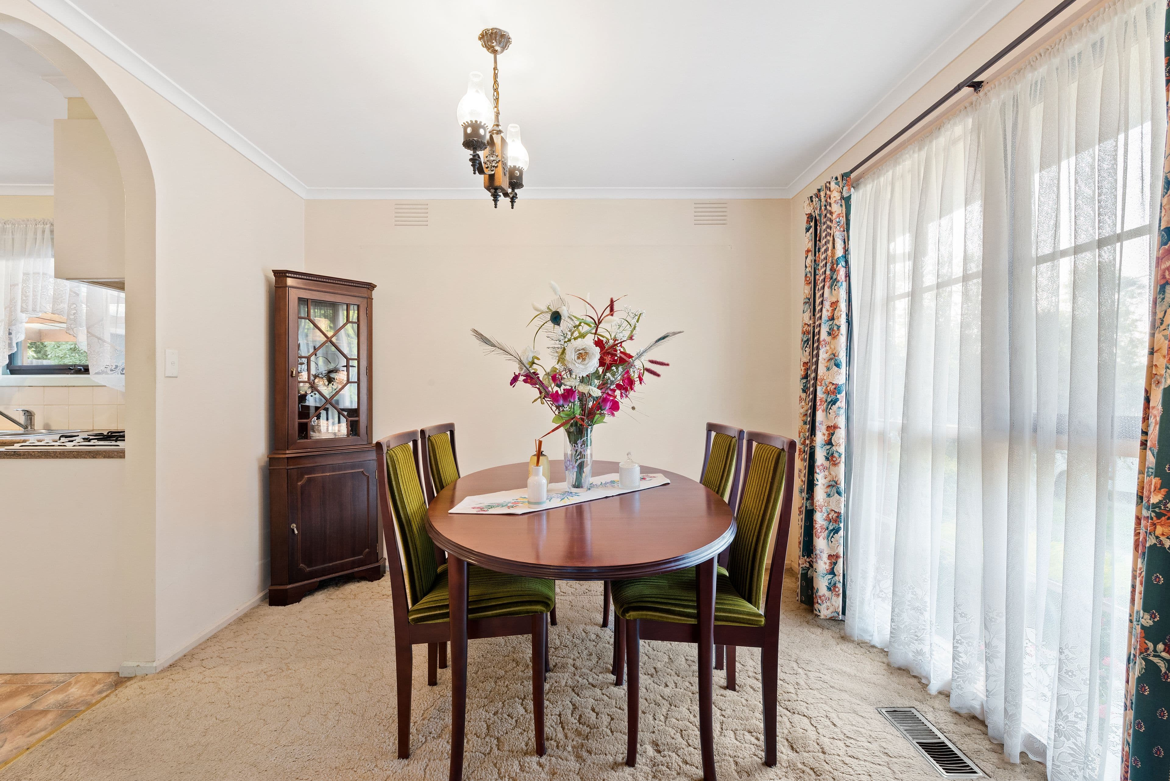 29 Knights Drive, Glen Waverley VIC 3150, Glen Waverley - Thumbnail 3