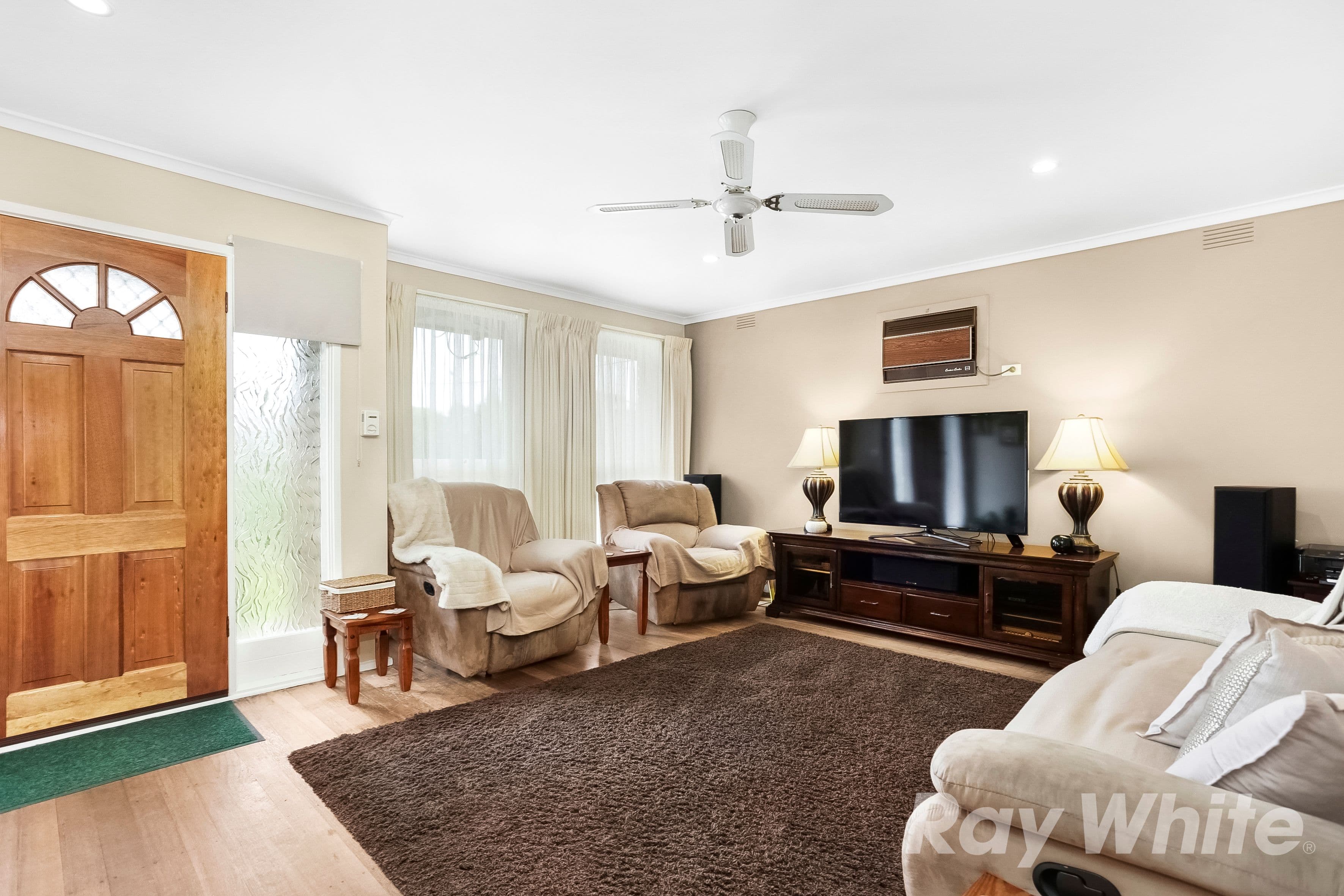 77 Lemont Avenue, Mount Waverley VIC 3149, Mount Waverley - Thumbnail 3