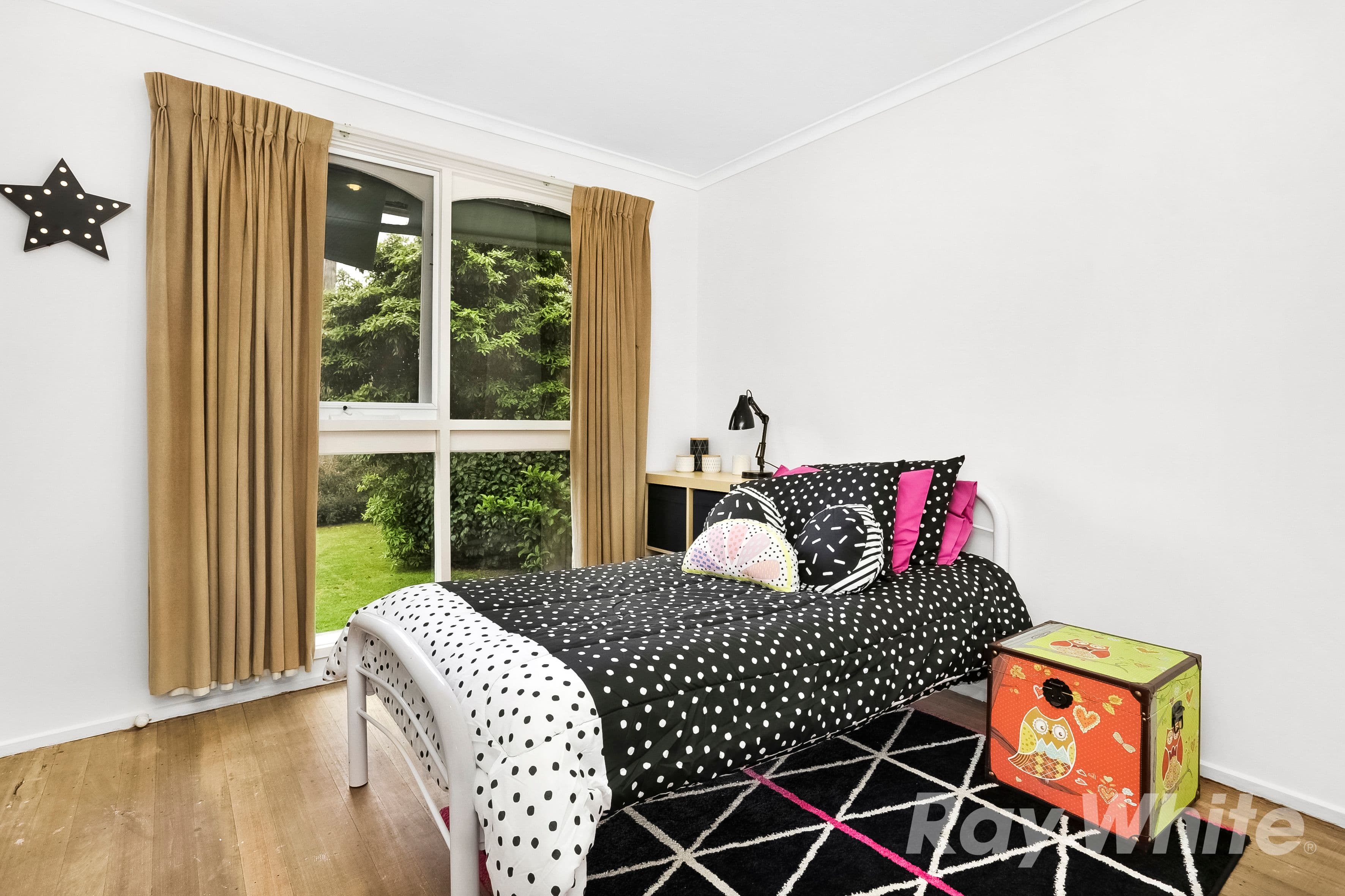 77 Lemont Avenue, Mount Waverley VIC 3149, Mount Waverley - Thumbnail 8