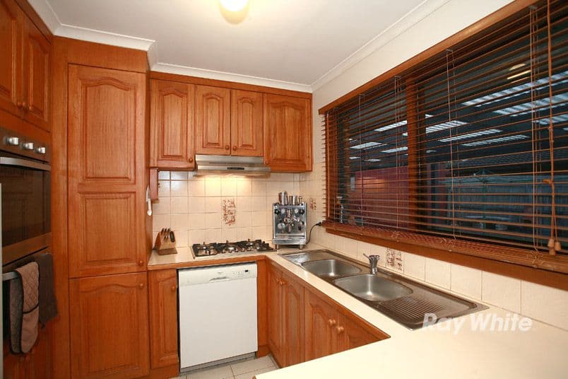 10 Dior Court, CRANBOURNE VIC 3977, Cranbourne West - Thumbnail 5