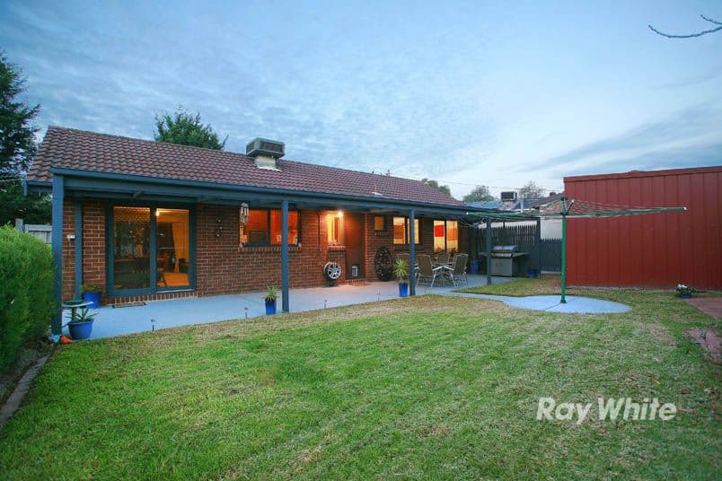 10 Dior Court, CRANBOURNE VIC 3977, Cranbourne West - Thumbnail 6
