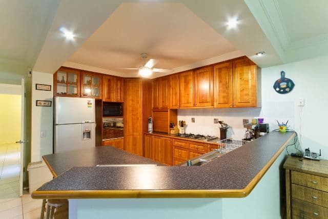18 Parkfield Drive, WODONGA VIC 3690, Wodonga - Thumbnail 2