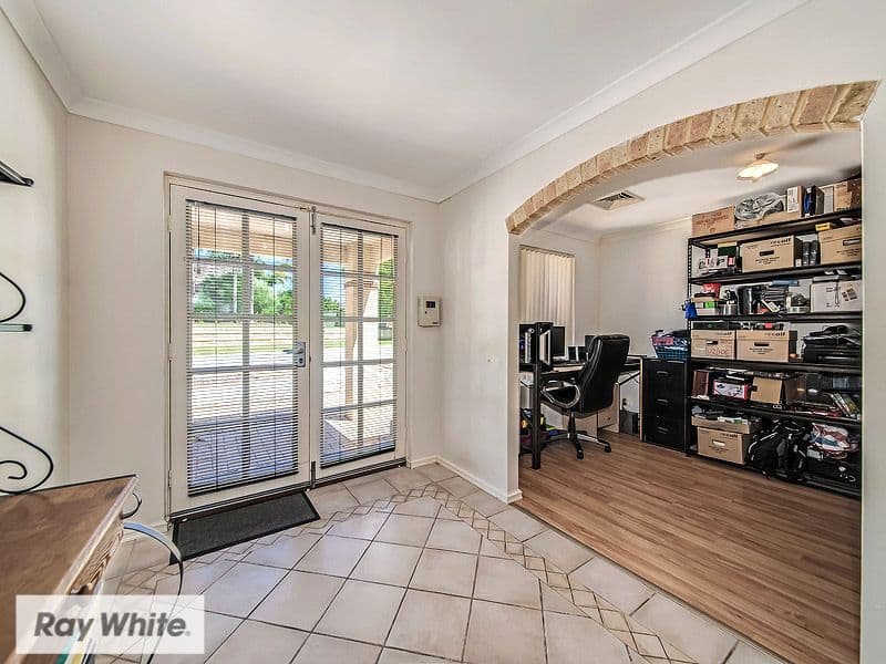 12 Stonewall Circuit, Landsdale WA 6065, Landsdale - Thumbnail 2
