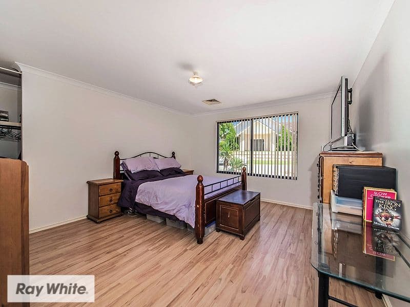 12 Stonewall Circuit, Landsdale WA 6065, Landsdale - Thumbnail 4