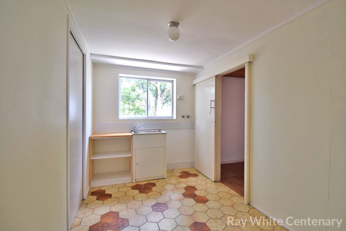 30 Dandenong Road, Jamboree Heights QLD 4074, Jamboree Heights - Thumbnail 7