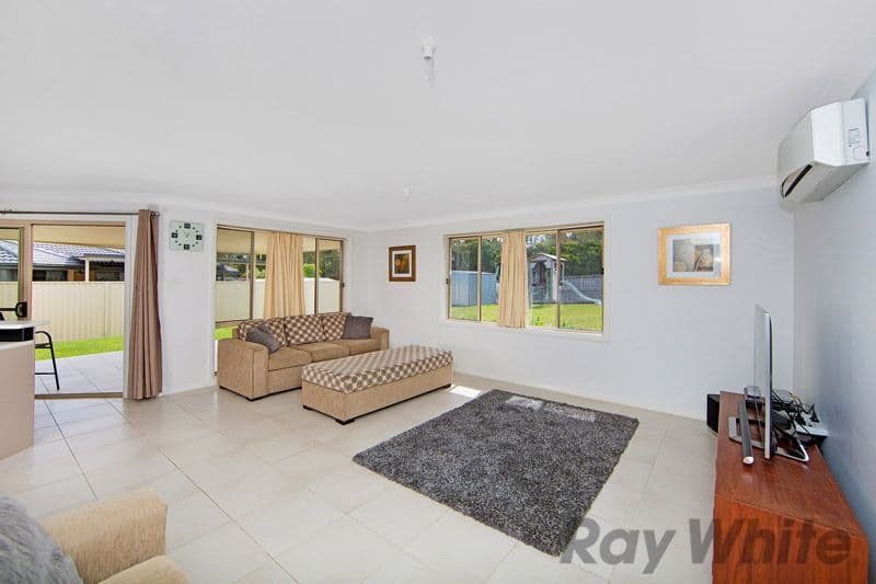 21 Olney Drive, BLUE HAVEN NSW 2262, Blue Haven - Thumbnail 4