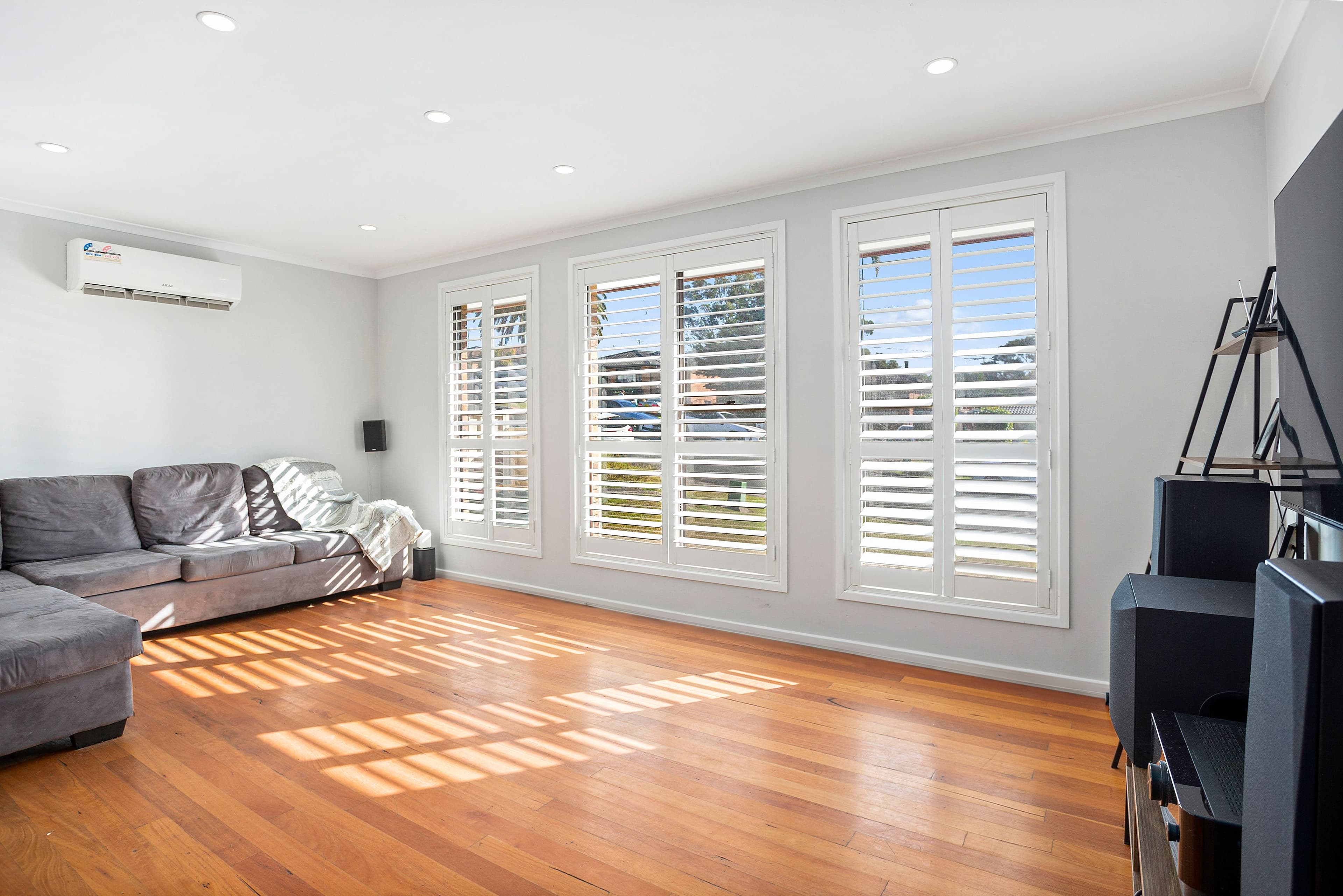 49 Warwick Street, Berkeley NSW 2506, Berkeley - Thumbnail 2