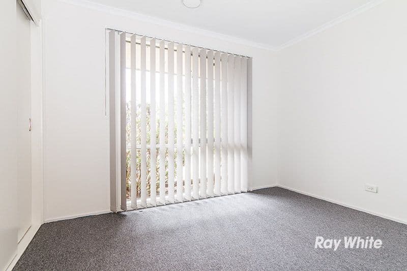 34 Bernborough Avenue, Cranbourne West VIC 3977, Cranbourne West - Thumbnail 7