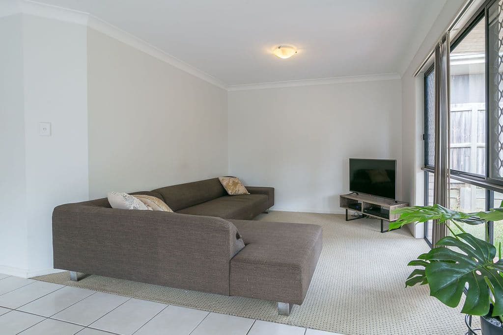 11 Freesia Close, Springfield Lakes QLD 4300, Springfield Lakes - Thumbnail 6
