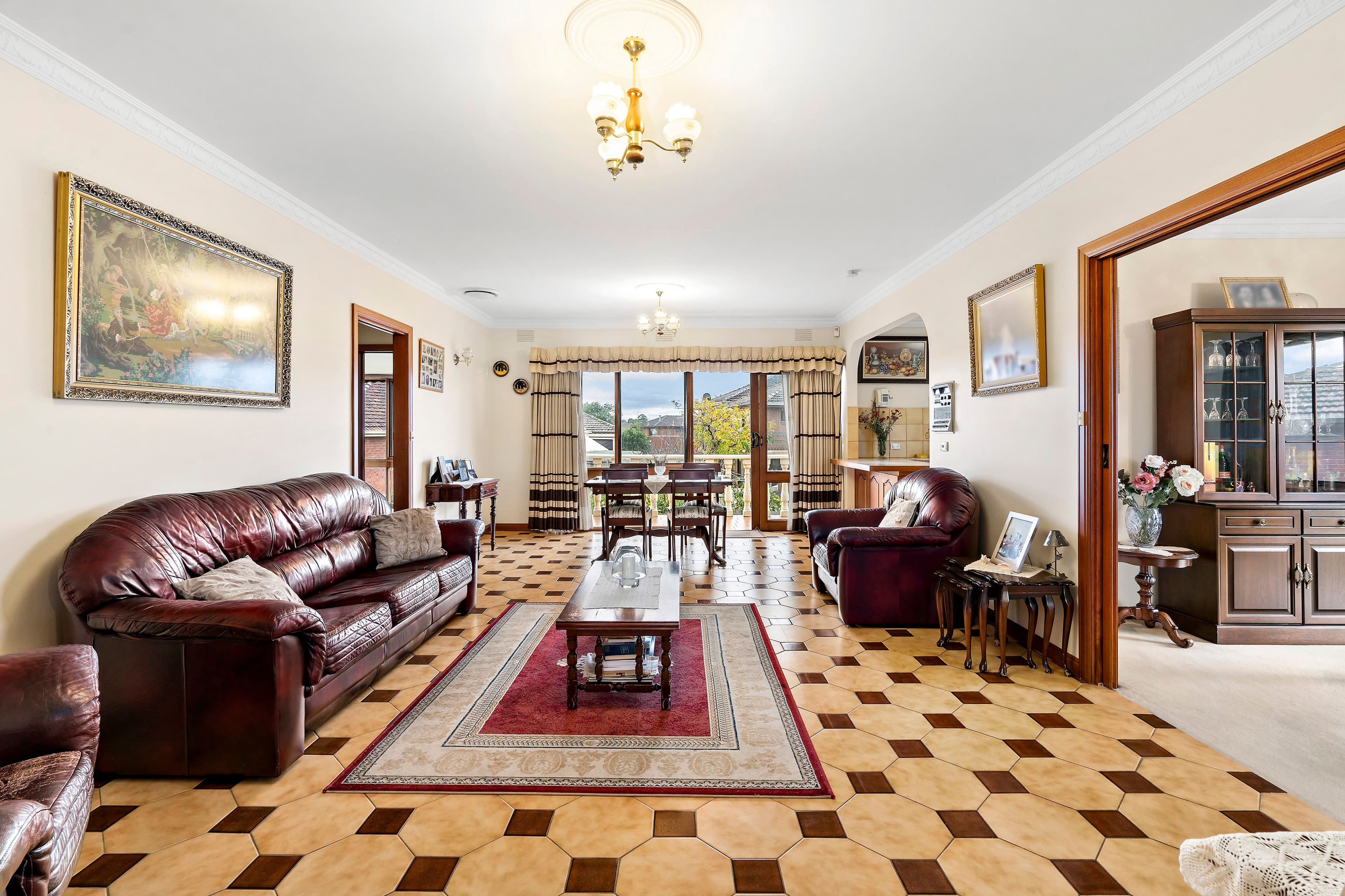 13 Outlook Court, Chadstone VIC 3148, Chadstone - Thumbnail 3