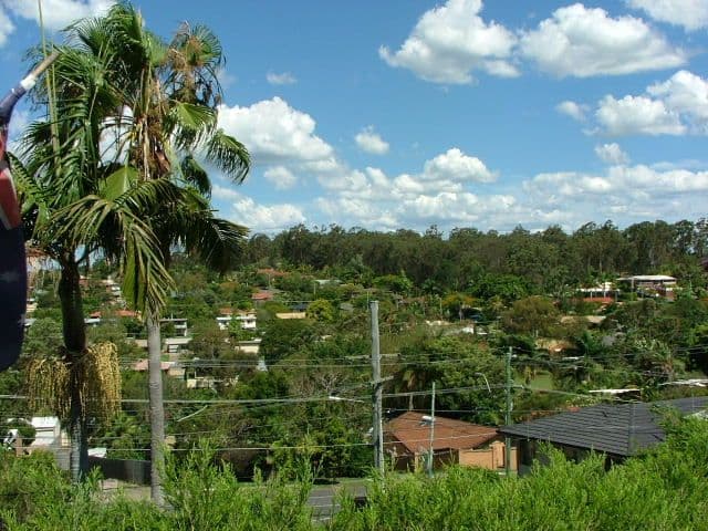 5 Baroona Street, ROCHEDALE SOUTH QLD 4123, Rochedale South - Thumbnail 3