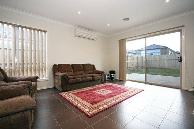 16 Gascoyne Way, TRUGANINA VIC 3029, Truganina - Thumbnail 3