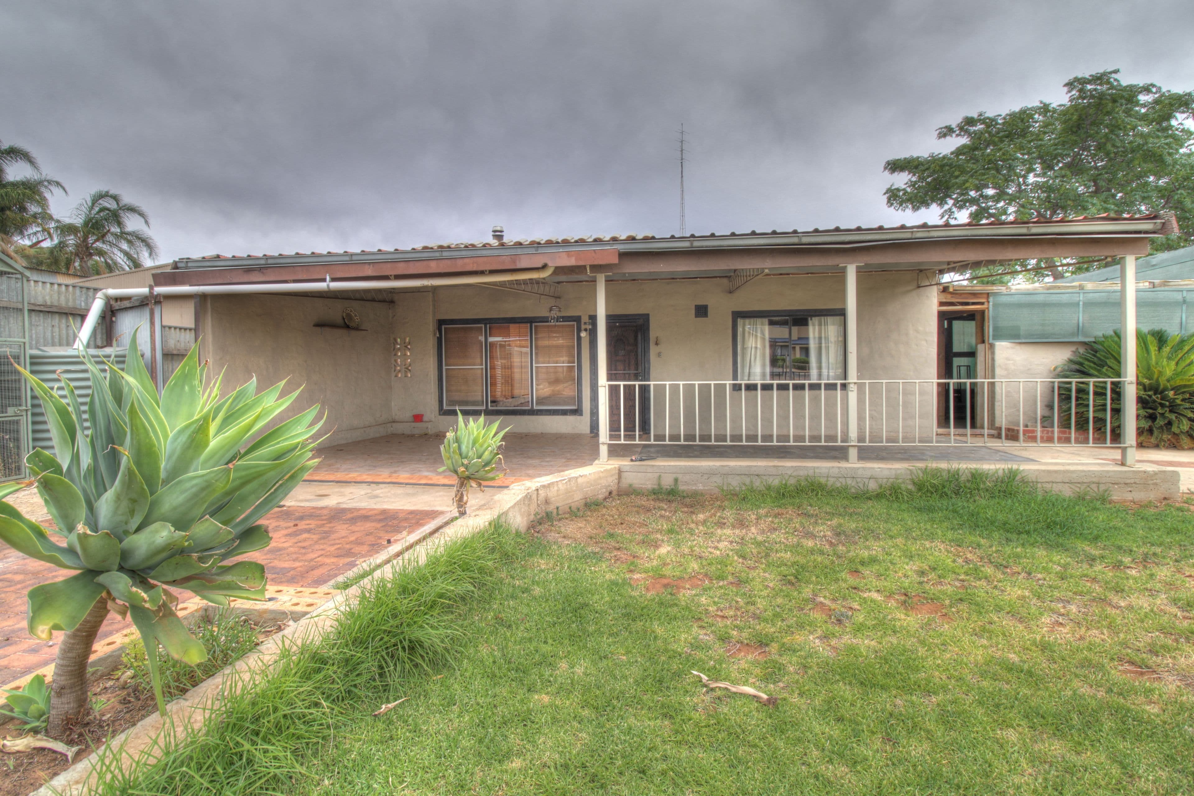 16 Nalara Avenue, Loxton SA 5333, Loxton - Image 1