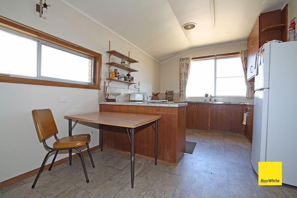 6 Alkoomi Place, Cooma NSW 2630, Cooma - Thumbnail 6