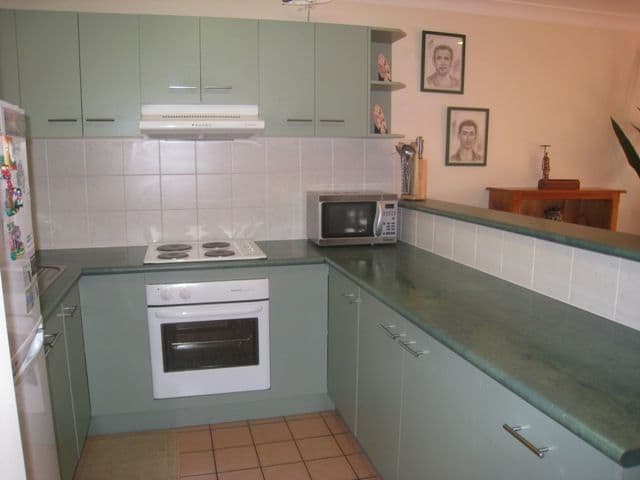 25  Cardross Street, YEERONGPILLY QLD 4105, Yeerongpilly - Thumbnail 4